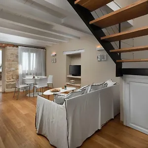 Angelo D'oro Monte Appartement